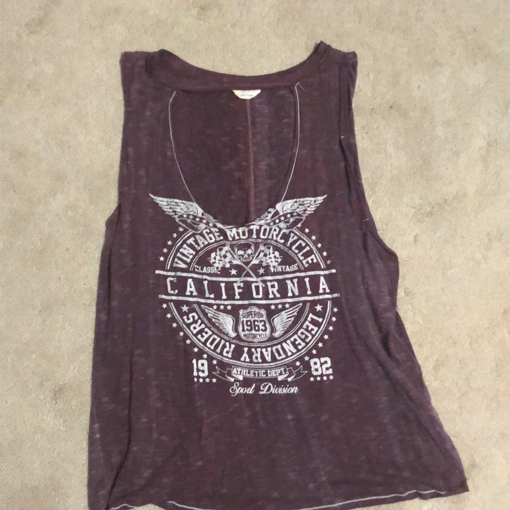 Emory Park medium Tank with neck cut out. Faded maroon/purple look.